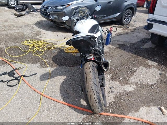 2024 BMW S 1000 RR 6