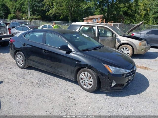 2019 HYUNDAI ELANTRA SE 1