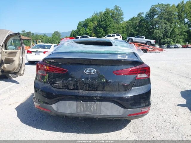 2019 HYUNDAI ELANTRA SE 16