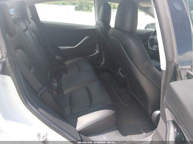 2019 TESLA MODEL 3 8