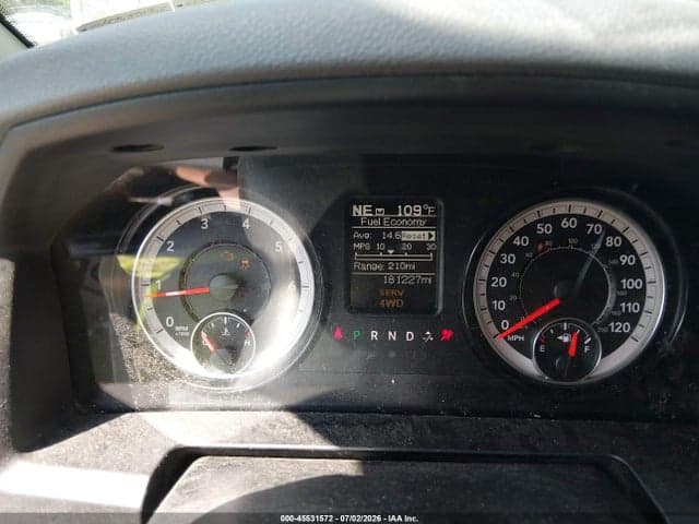2018 RAM 1500 EXPRESS 4X4 6'4 BOX 7