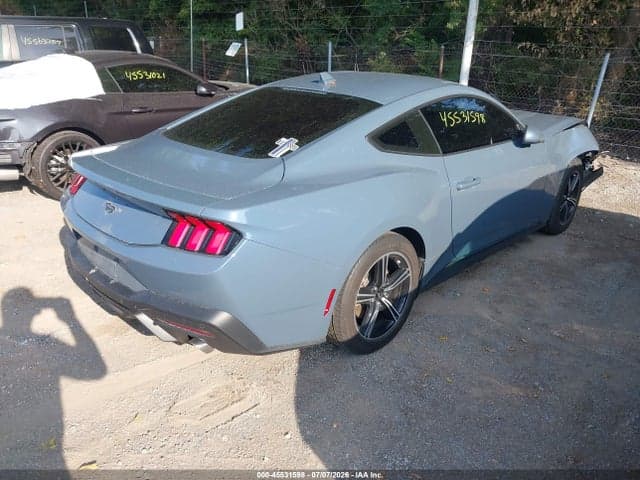 2024 FORD MUSTANG ECOBOOST FASTBACK 4