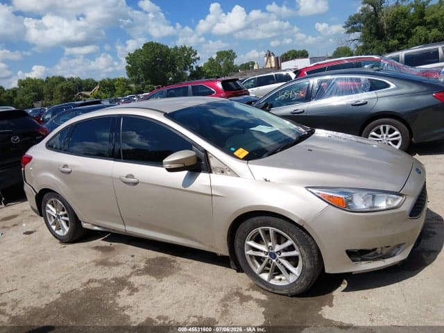 2017 FORD FOCUS SE 13