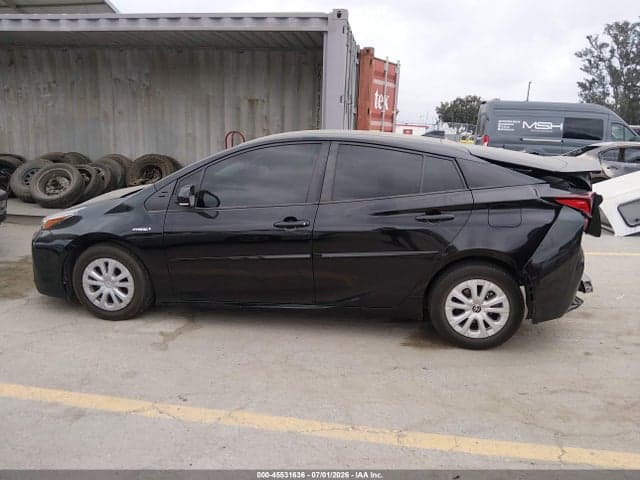 2022 TOYOTA PRIUS L 17