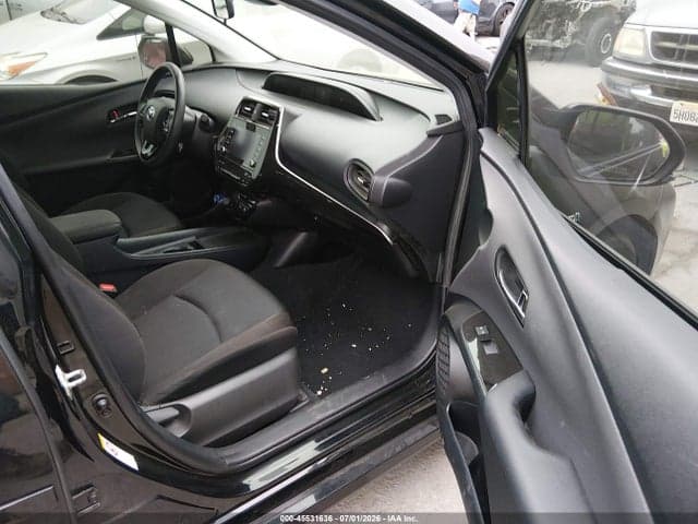 2022 TOYOTA PRIUS L 5