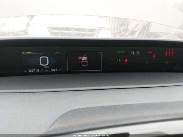 2022 TOYOTA PRIUS L 7
