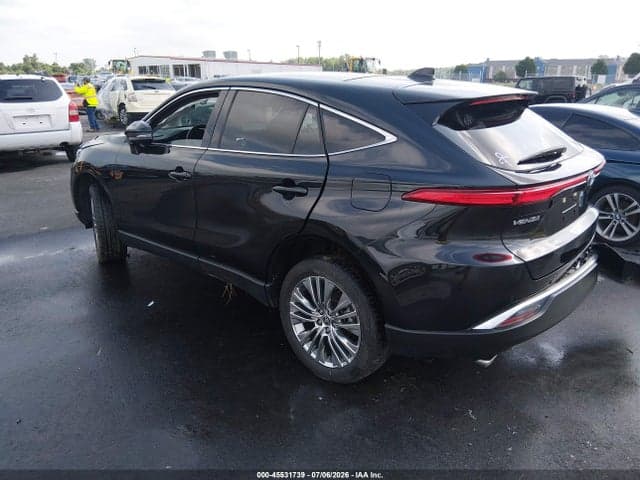 2024 TOYOTA VENZA LIMITED 3
