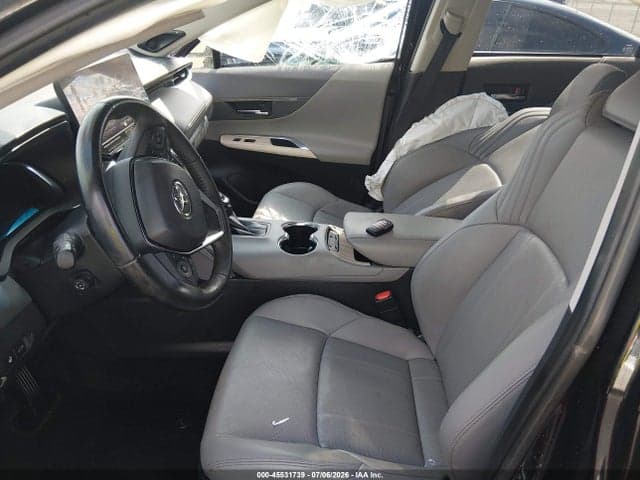 2024 TOYOTA VENZA LIMITED 5
