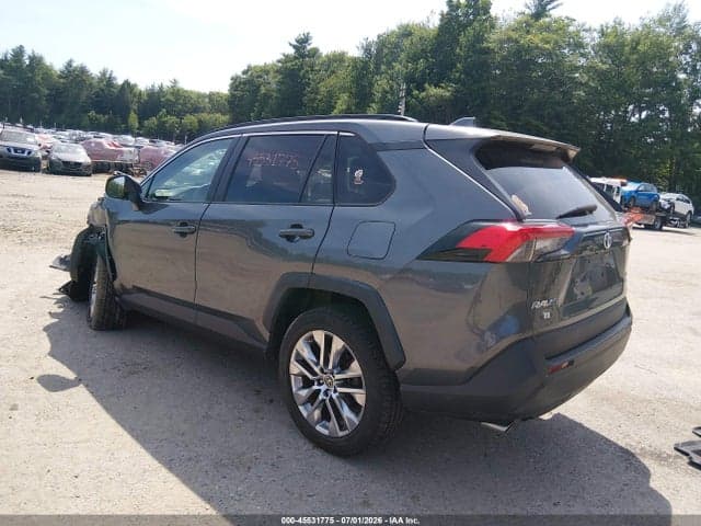 2021 TOYOTA RAV4 XLE PREMIUM 3
