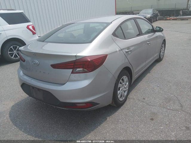 2020 HYUNDAI ELANTRA SE 4