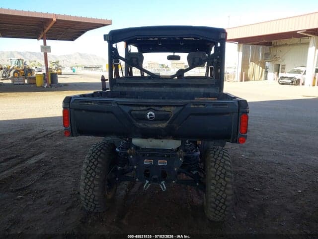 2017 CAN-AM DEFENDER MAX XT HD10 6