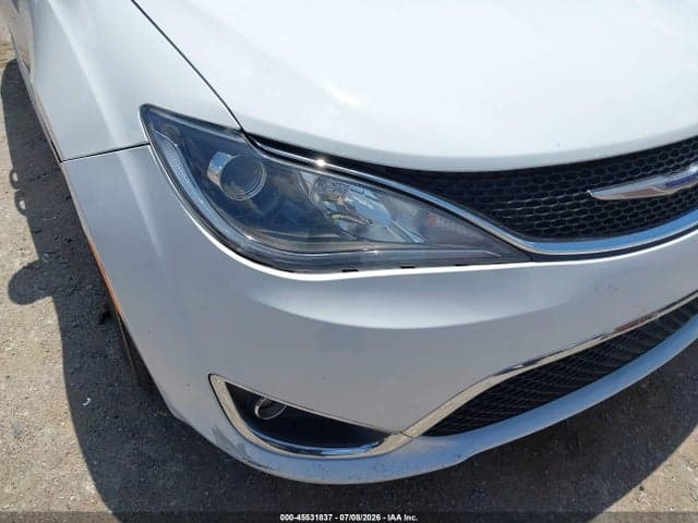 2020 CHRYSLER PACIFICA TOURING L 6