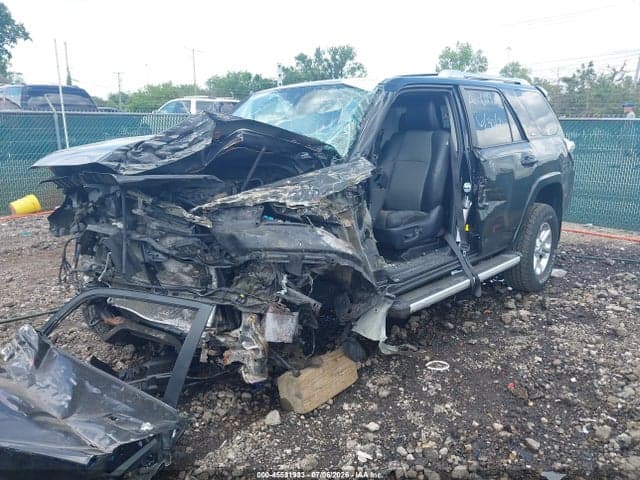 2018 TOYOTA 4RUNNER SR5 PREMIUM 2