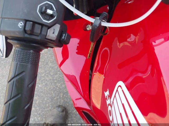 2025 HONDA CBR500 RA 11