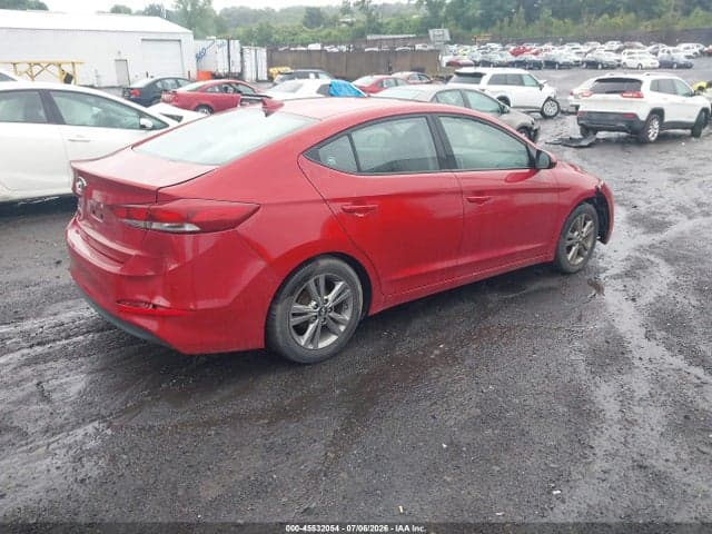 2017 HYUNDAI ELANTRA SE 4