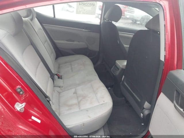 2017 HYUNDAI ELANTRA SE 8