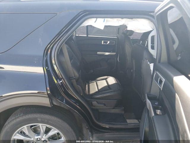 2023 FORD EXPLORER XLT 8