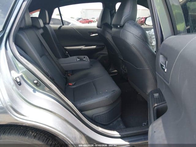 2023 TOYOTA VENZA XLE 8
