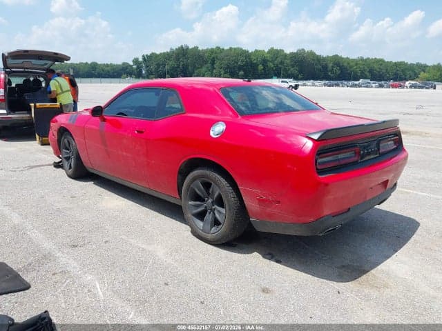 2017 DODGE CHALLENGER SXT 3