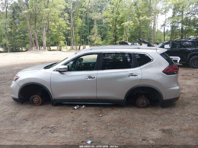 2018 NISSAN ROGUE SV 13