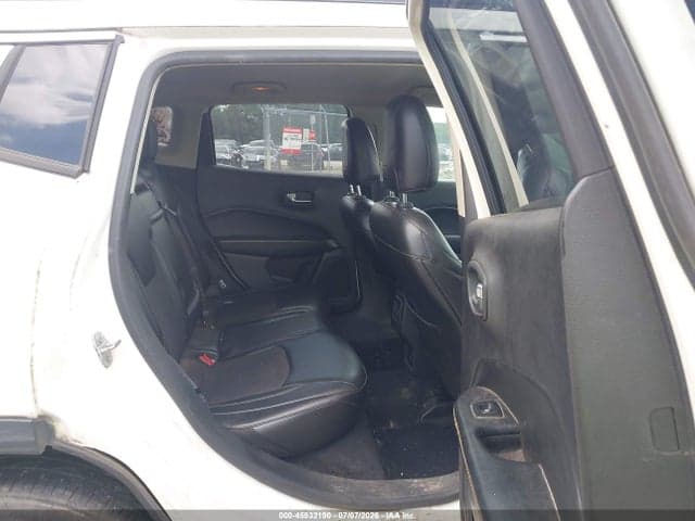 2018 JEEP COMPASS LATITUDE FWD 8