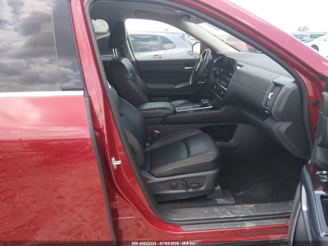 2023 NISSAN PATHFINDER SL FWD 5