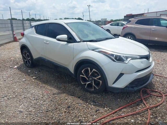 2018 TOYOTA C-HR XLE PREMIUM