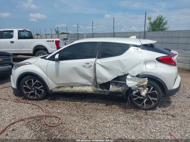 2018 TOYOTA C-HR XLE PREMIUM 14