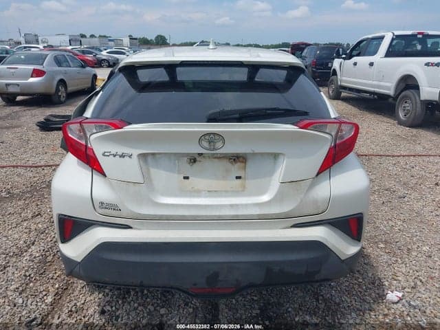 2018 TOYOTA C-HR XLE PREMIUM 16