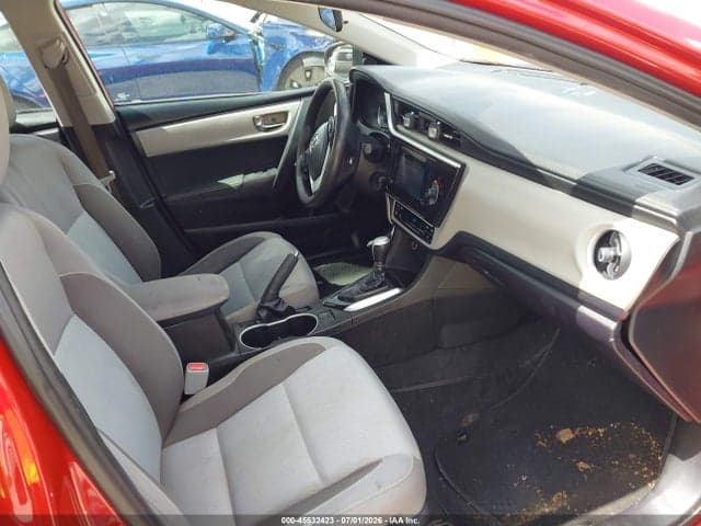 2018 TOYOTA COROLLA LE 5