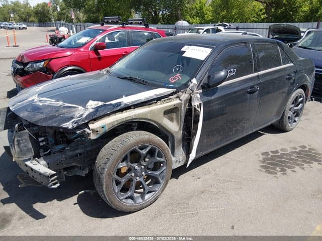 2023 CHRYSLER 300 TOURING 2