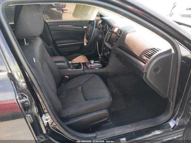 2023 CHRYSLER 300 TOURING 5