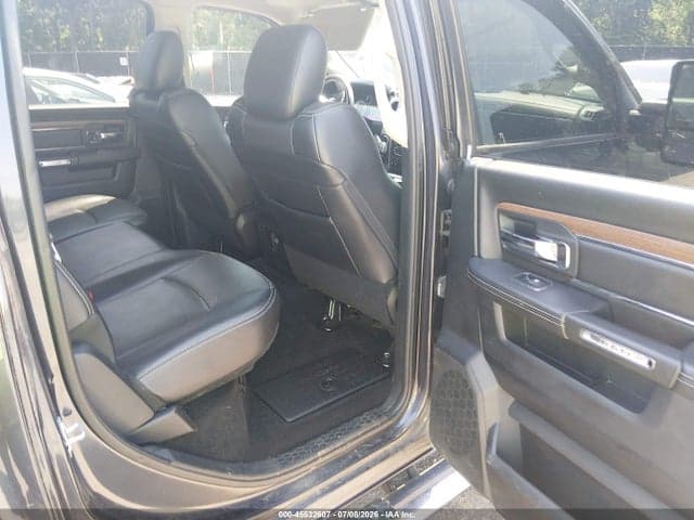 2017 RAM 1500 LARAMIE 4X4 5'7 BOX 8
