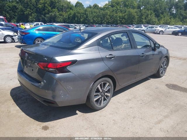 2021 NISSAN VERSA SV XTRONIC CVT 4