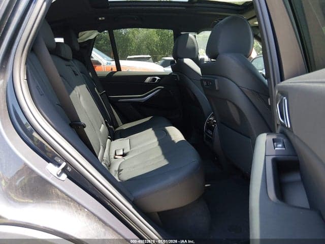 2022 BMW X5 XDRIVE40I 8