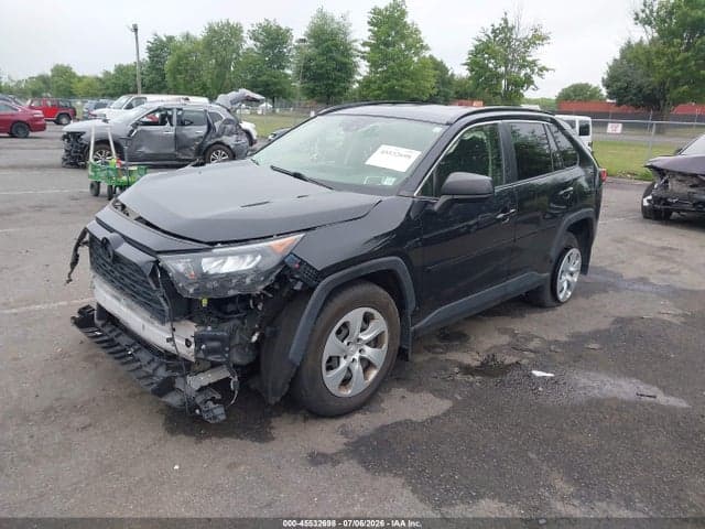 2020 TOYOTA RAV4 LE 2