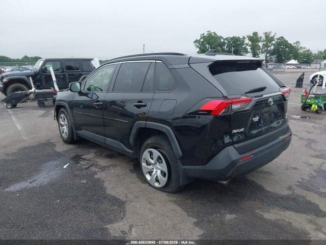 2020 TOYOTA RAV4 LE 3