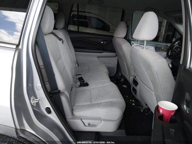 2017 HONDA PILOT EX 8