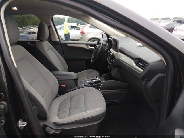 2020 FORD ESCAPE SE 5