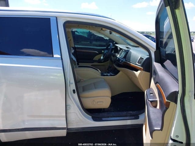 2019 TOYOTA HIGHLANDER LIMITED 5
