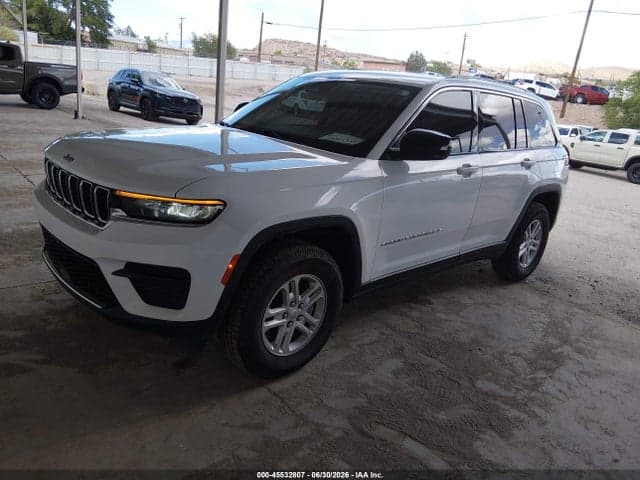 2023 JEEP GRAND CHEROKEE LAREDO 4X4 2