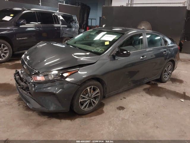 2024 KIA FORTE LXS 2