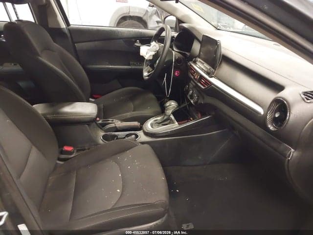 2024 KIA FORTE LXS 5