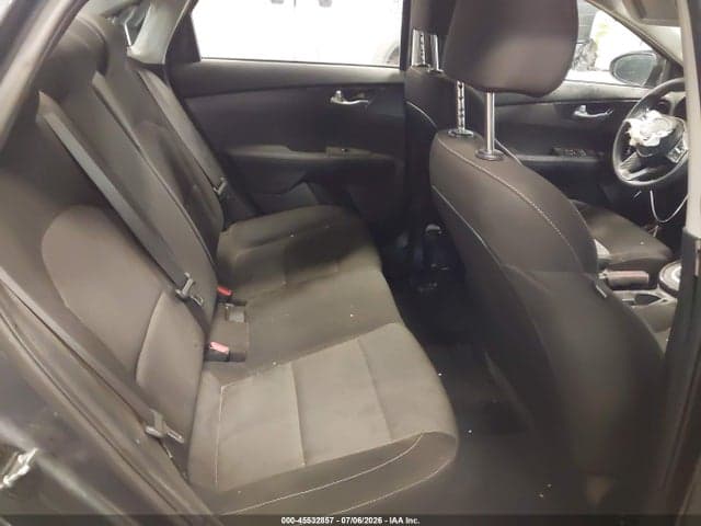 2024 KIA FORTE LXS 8