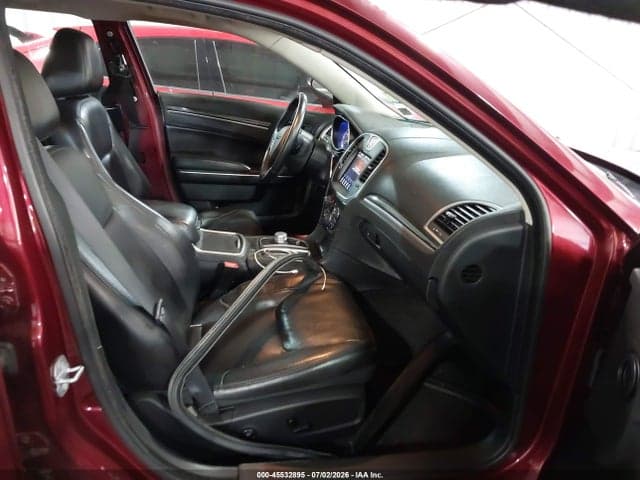 2017 CHRYSLER 300 LIMITED 5