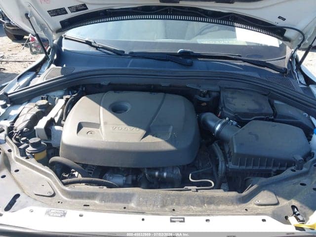 2017 VOLVO XC60 T5 INSCRIPTION 10