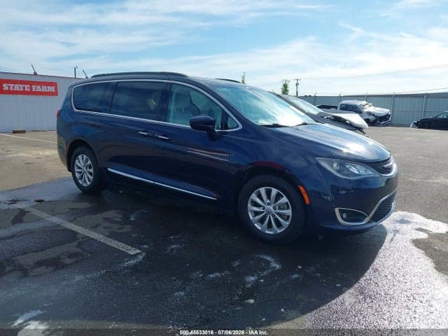 2017 CHRYSLER PACIFICA TOURING-L 1