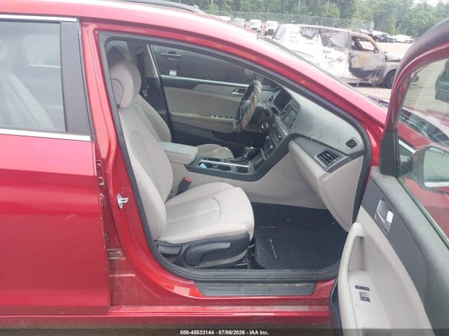 2017 HYUNDAI SONATA SE 5