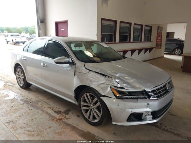 2018 VOLKSWAGEN PASSAT 2.0T SE