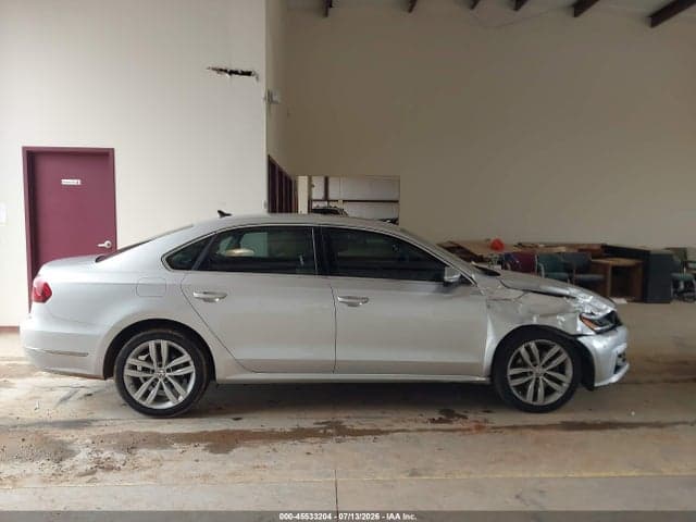 2018 VOLKSWAGEN PASSAT 2.0T SE 13